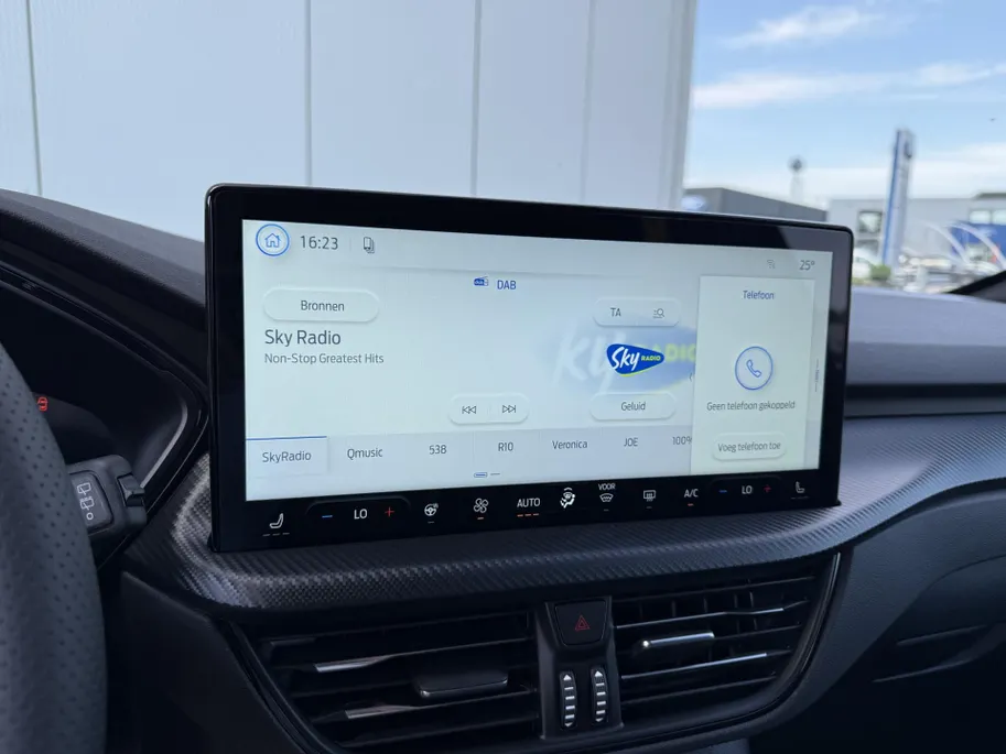 Ford Kuga 2.5 PHEV ST-Line X 243 PK | Wegklapbare trekhaak | AGR voorstoelen | BLIS | NIEUW UIT VOORRAAD