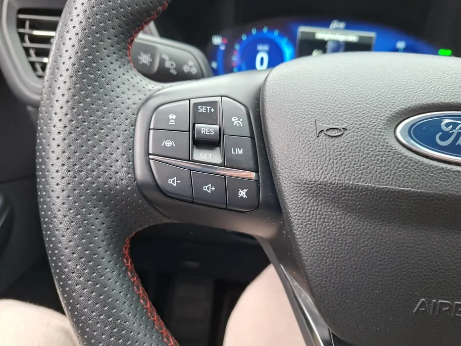Ford Kuga 2.5 PHEV ST-Line | Stoel- stuur en voorruitverwarming | Driver assistance pack | Technology pack