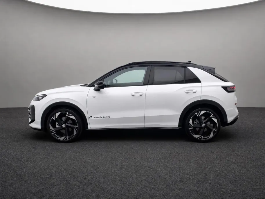 Volkswagen T-Roc R-Line First Edition 1.5 eTsi 150 pk 7 versn. DSG