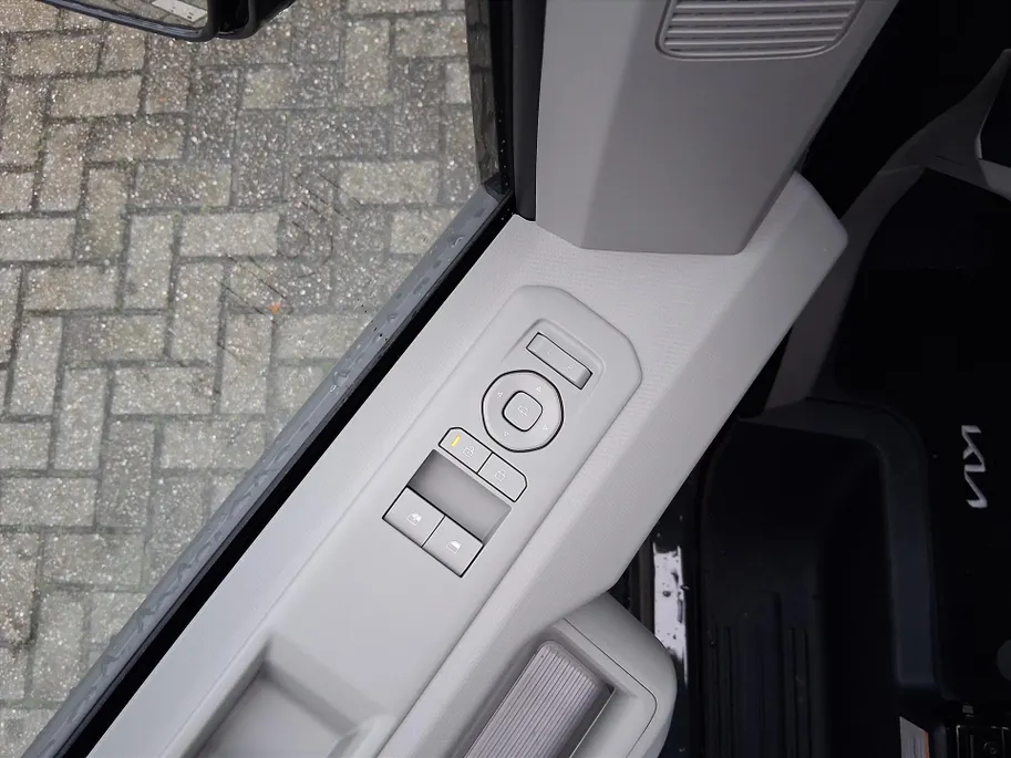 Kia PV5 Passenger 71,2 kWh 163pk Elite Executive