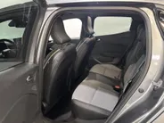 Renault Clio 90PK TCe GPF Techno | 9,3' Navi | Climate Control | Apple CarPlay/Android Auto | Camera | Cruise Control | Parkeersensoren | Full LED | Lichtmetalen Velgen | Digital Cockpit | Licht & Regen Sensor |