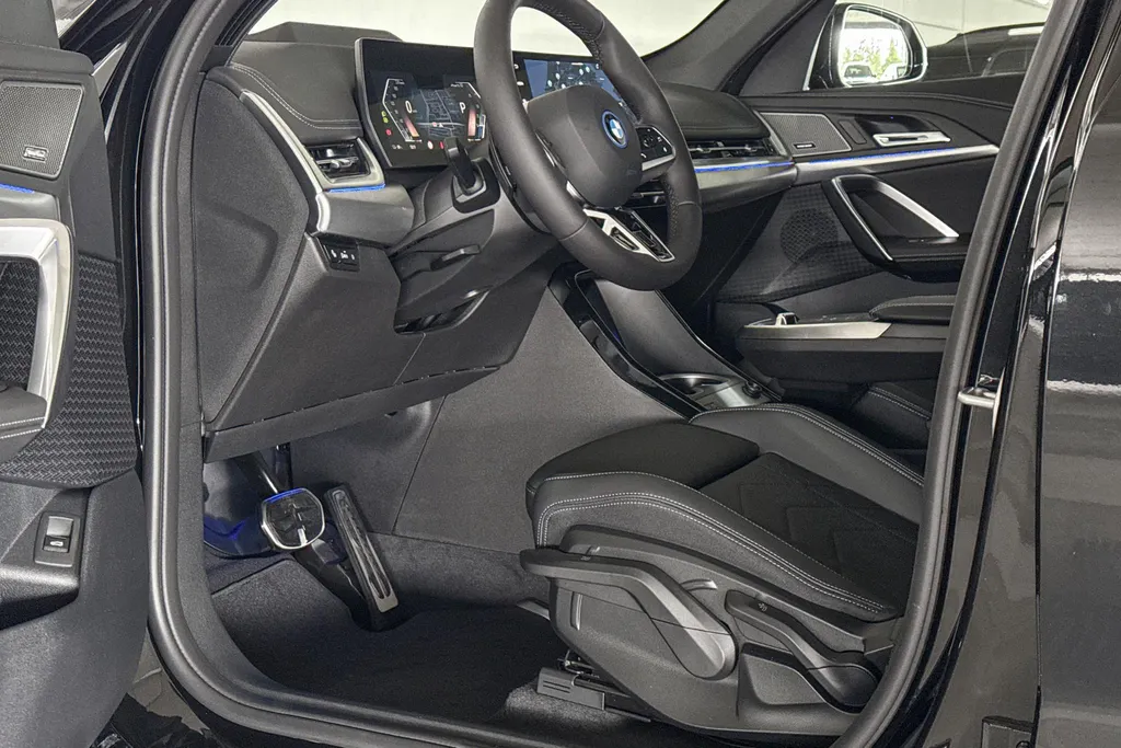 BMW iX1 eDrive20 67 kWh M Sport Edition