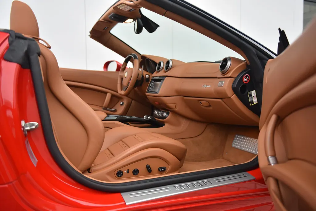 Ferrari California 4.3 V8 HELE