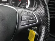 Mercedes-Benz Vito 119 CDI | Trekhaak | Camera | PDC  | 19' LM | Clima | Dodehoekdetectie | Comfortstoelen | LED | Automaat | Zeer nette bus |