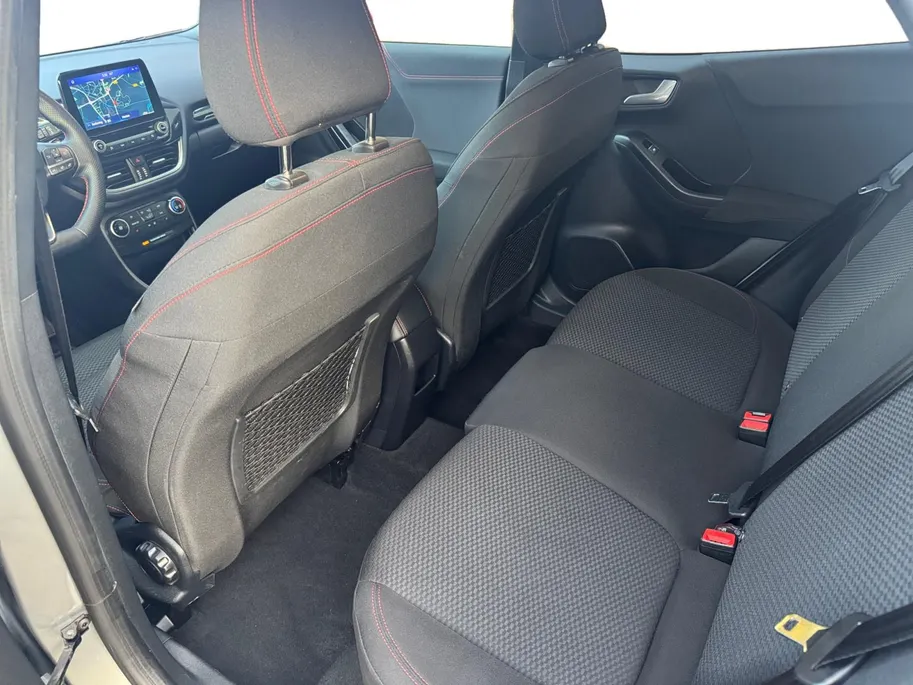 Ford Puma 1.0 EcoBoost Hybrid ST-Line | Winterpack | Navigatie | Apple Carplay | Android Auto | Airco |