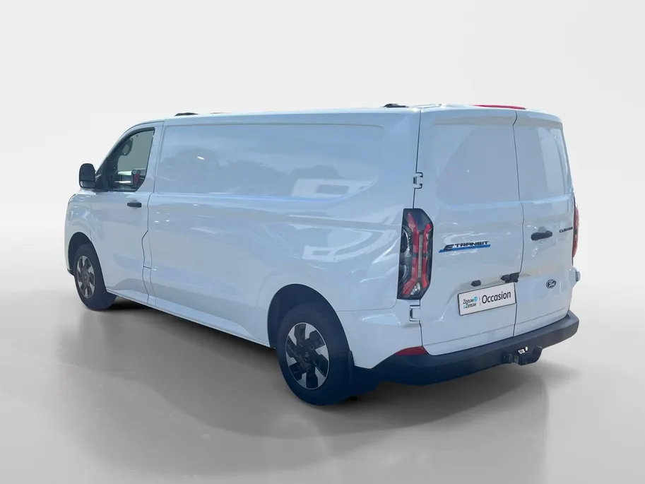 Ford E-Transit Cust. 320 L2H1 Trend 65 kWh Uit voorraad! | 0,99% rente Financial Lease | Driver Assistance Pack Premium | Trekhaak