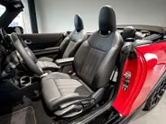 MINI Cooper Cabrio 2.0 Cooper C John Cooper Works