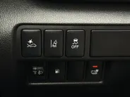 Mitsubishi Eclipse Cross 2.4 PHEV Intense+ | Stoel- en stuurverwarming | Elektrisch verstelbare stoelen | Trekhaak | Achteruitrijcamera | Parkeersensoren voor- en achter | Navi | Climate Control