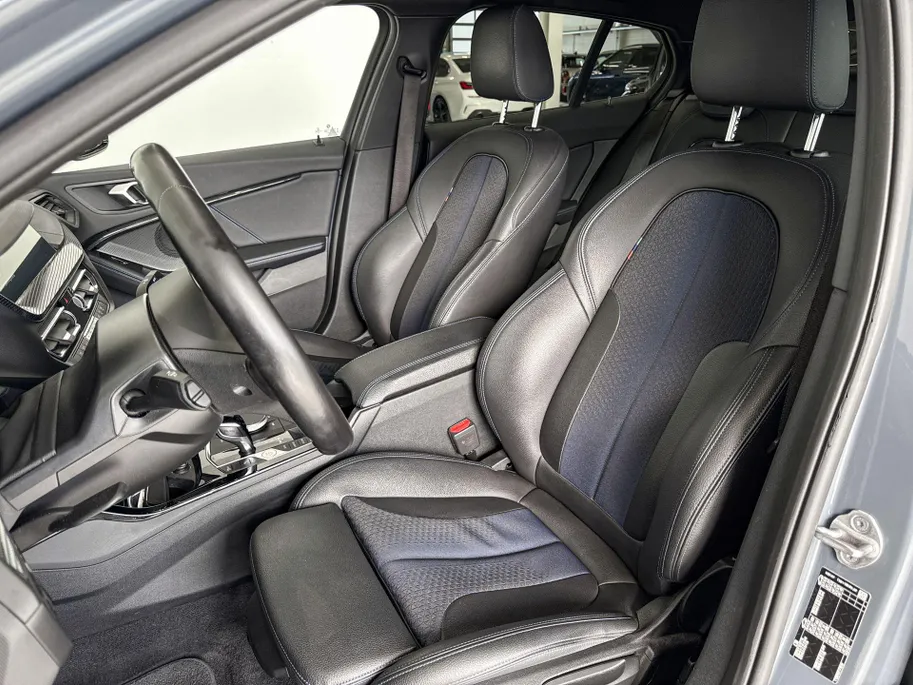 BMW 1 Serie 118i Introduction Edition