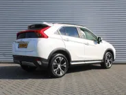 Mitsubishi Eclipse Cross 1.5 DI-T First Edition | Trekhaak | 18' LM | HUD | 360 Camera | Dodehoek detectie | Navi | Stoelverwarming | Dealeronderhouden | 1e eigenaar |