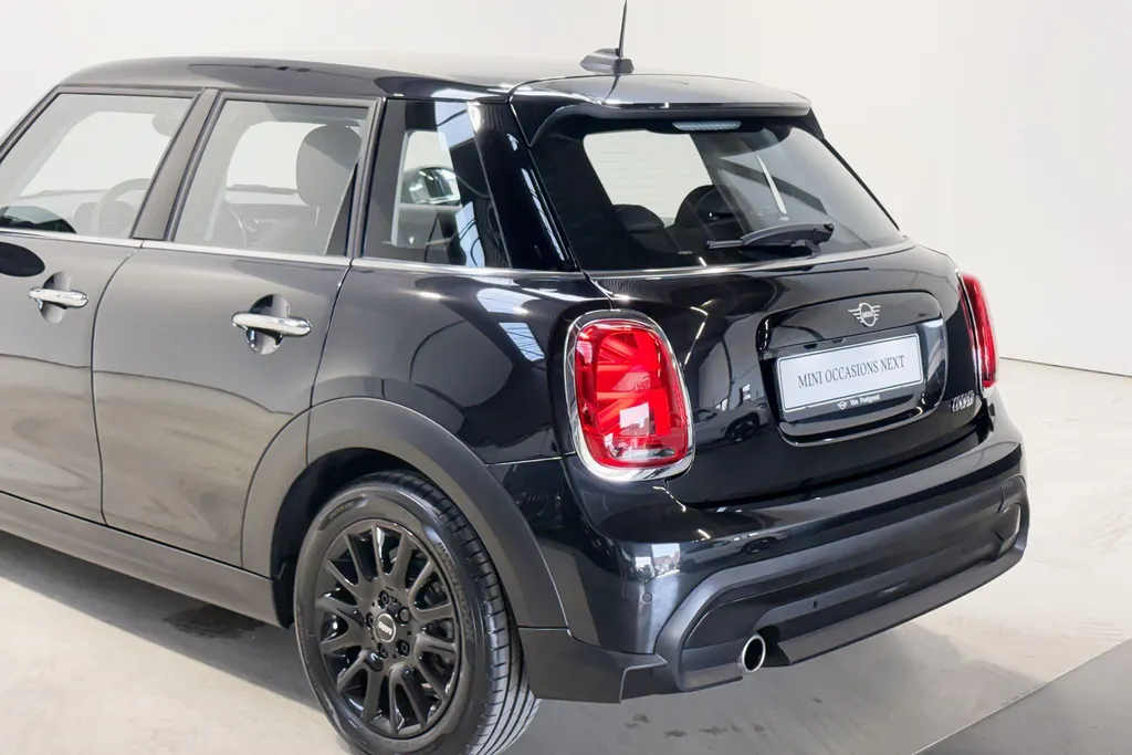 MINI Cooper 5-deurs Cooper Camden Edition