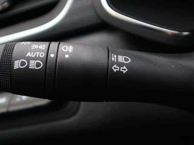 Mitsubishi Grandis 1.8 HEV Instyle Panodak | Harman Kardon | Leder