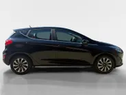 Ford Fiesta 1.0 EcoBoost Hybrid Titanium | NL Auto | Winter Pack | Comfort Pack | Apple Carplay & Android Auto | Cruise Control | PDC |