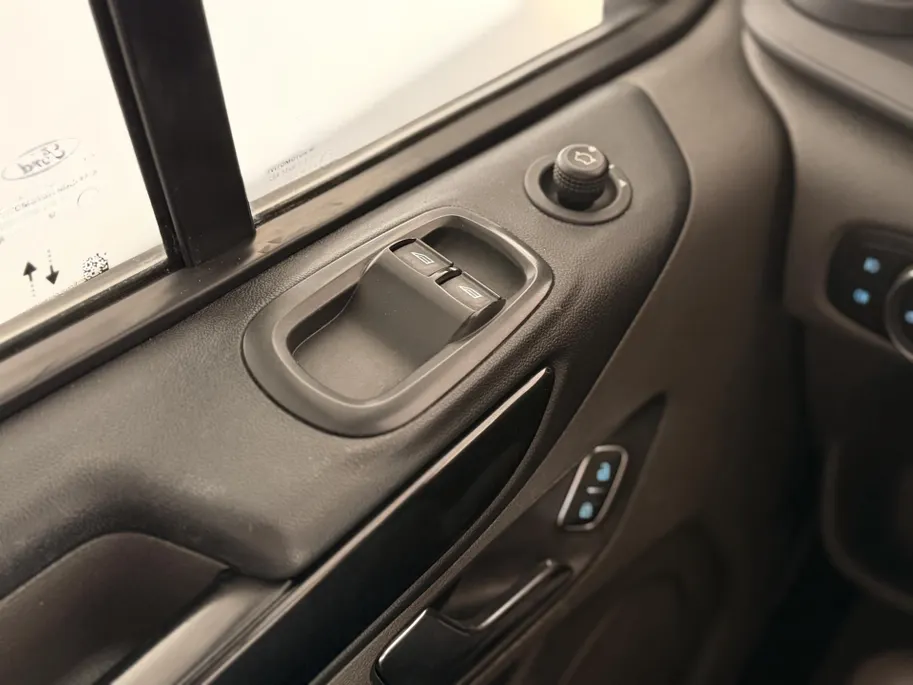 Ford Transit Custom 280 2.0 TDCI L1H1 Limited DUBBELE ZIJSCHUIFDEUR I TREKHAAK I BI-XENON KOPLAMPEN I WINTER PACK I APPLE CARPLAY / ANDROID AUTO I
