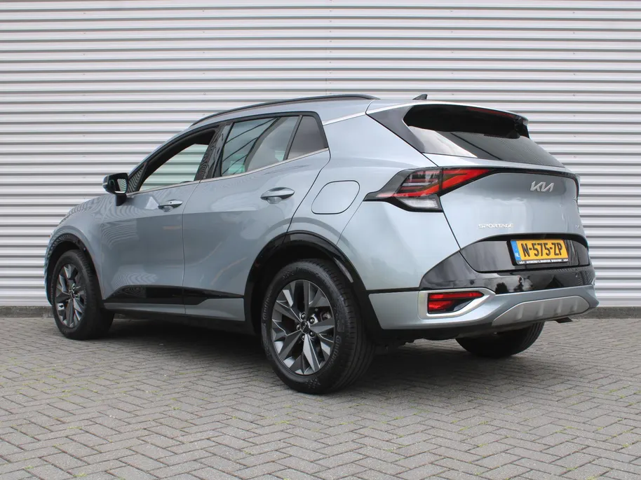 Kia Sportage 1.6 T-GDi Hybrid GT-Line | Stuur-/stoelverwarming | Elek. stoelverstelling + achterklep | Schuifdak | 18' LM | Cruise adapt. | Camera |