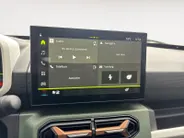 Dacia Spring Extreme 65 26.8 kWh AUTOMAAT NAVI AIRCO CAMERA APPLE CARPLAY ANDROID AUTO PAS 1600KM ZEER MOOIE AUTO GELIJK LEVERBAAR