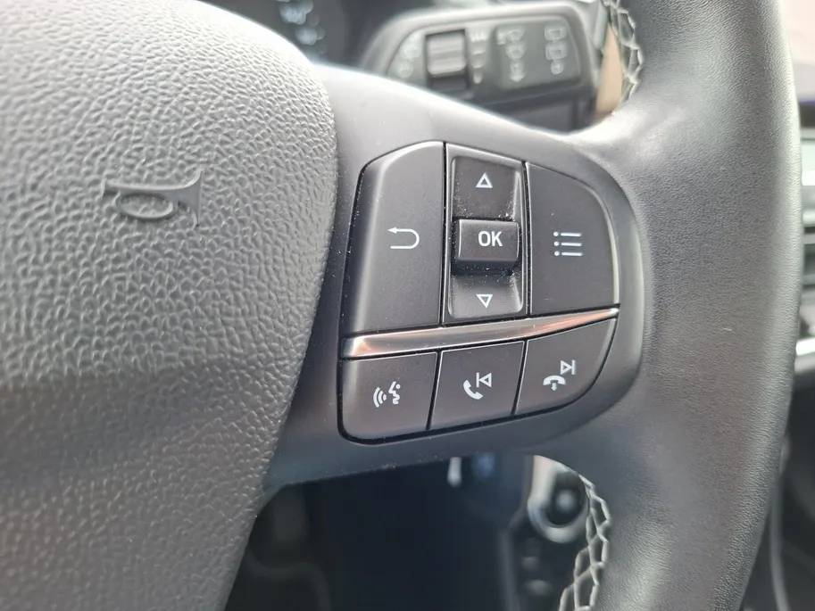 Ford Puma 1.0 EcoBoost Hybrid Titanium | 1e Eigenaar | NL-Auto | Winterpack | 17' Lichtmetaal | Climate Control | Navigatie | Parkeersensoren | Apple Carplay&Andoid auto |