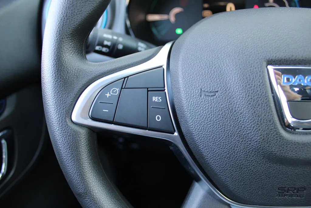 Dacia Spring Expression | Nieuw | Airco | PDC | 14' Design velgen | Navi | Camera | BTW | UNIEK!! |