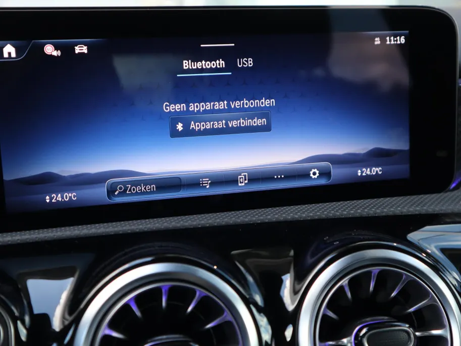 Mercedes-Benz A-Klasse 180 Star Edition Luxury Line l Keyless l Achteruitrij camera l Stoelverwarming
