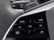Audi Q4 e-tron 45 quattro Advanced edition 82 kWh 210kW/286PK · Panoramadak · Trekhaak · Camera · Apple/Android Car Play · Adaptive Cruise Control · Elektrische stoelverstelling · Stoelverwarming · Drive select