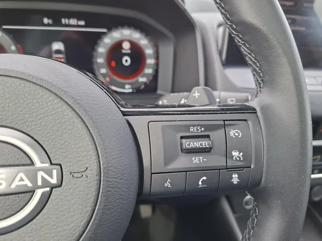 Nissan QASHQAI 1.3 MHEV Xtronic N-Connecta NAVI | PANO DAK | NL-auto | rijklaarprijs !!