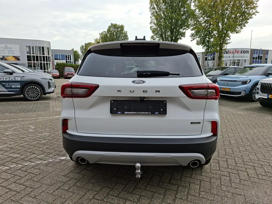 Ford Kuga 2.5 PHEV Titanium Trekhaak!