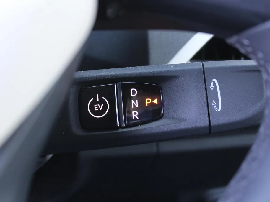Kia EV5 GT-Line Business Edition 81.4 kWh | Trekhaak | Stuur-/stoelverwarming v+a | Schuifdak | Leer | Elek. stoelverstelling + achterklep | 20' LM | LED |
