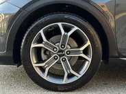 Kia XCeed 1.0 T-GDi DynamicLine | Trekhaak | Achteruitrijcamera | Parkeersensoren achter | Apple/Android Carplay | Navi | Climate Control | LMV