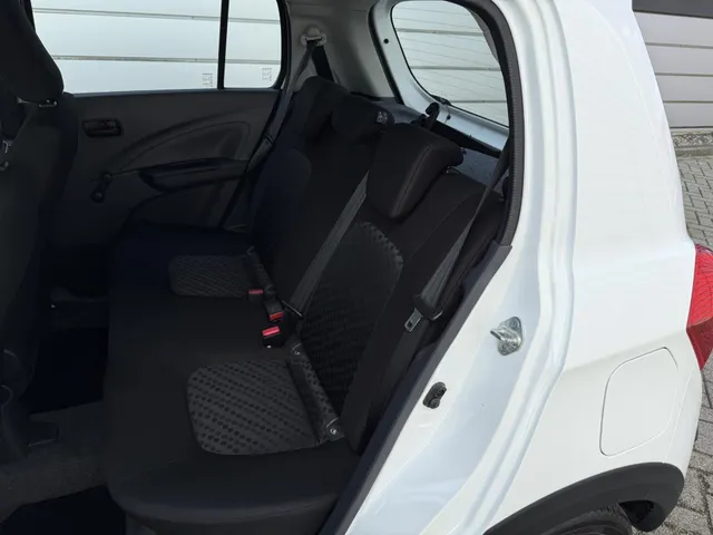 Suzuki Celerio 1.0 Dynamic | GT Plus pakket | Parkeersensoren | 1ste eigenaar | Dealer onderhouden |