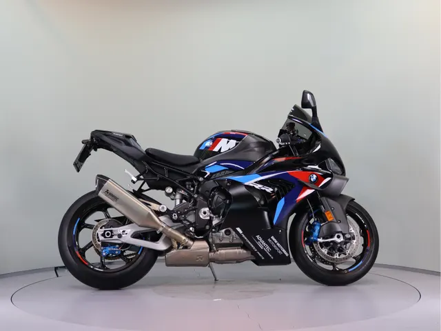 BMW M 1000 RR