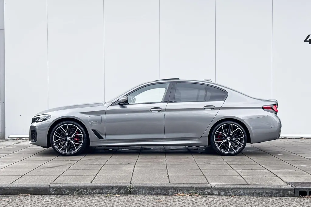 BMW 5 Serie Sedan 530e M-Sport Pro