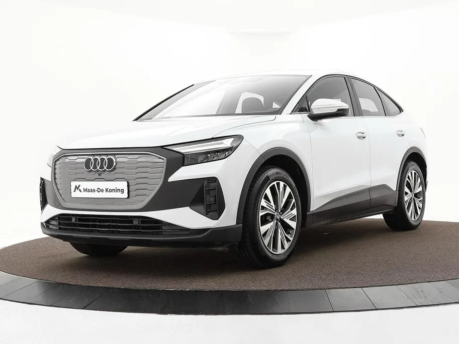 Audi Q4 Sportback e-tron 35 Edition 55 kWh 170pk · SOH 92,4% · Navigatie · Apple/Android Car Play · P-Sensoren · Elek. Achterklep · 18'' Inch ·