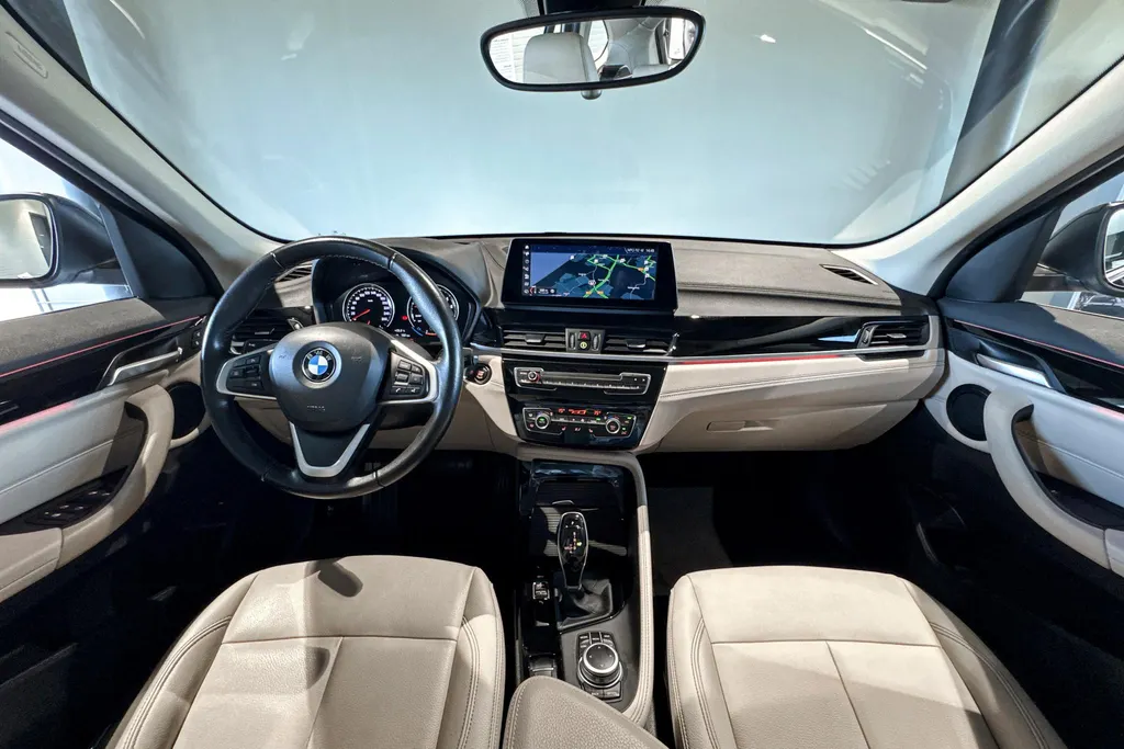 BMW X1 sDrive20i Business Edition Plus