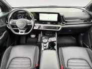 Kia Sportage 1.6 T-GDi Plug-in Hybrid AWD GT-PlusLine | EXCLUSIEVE UITVOERING | APPLE CARPLAY / ANDROID AUTO | PANO | ADAPT. CRUISE | STUUR/STOEL VERWARMING / VERKOELING | NAVI | 360° GRADEN | MEMORY SEATS | KAMELEON TINT |
