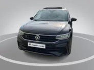 Volkswagen Tiguan 1.5TSI/150PK R-Line Black Style DSG · Panoramadak · Apple/Android Car Play · Stoel- & stuurverwarming · Camera ·