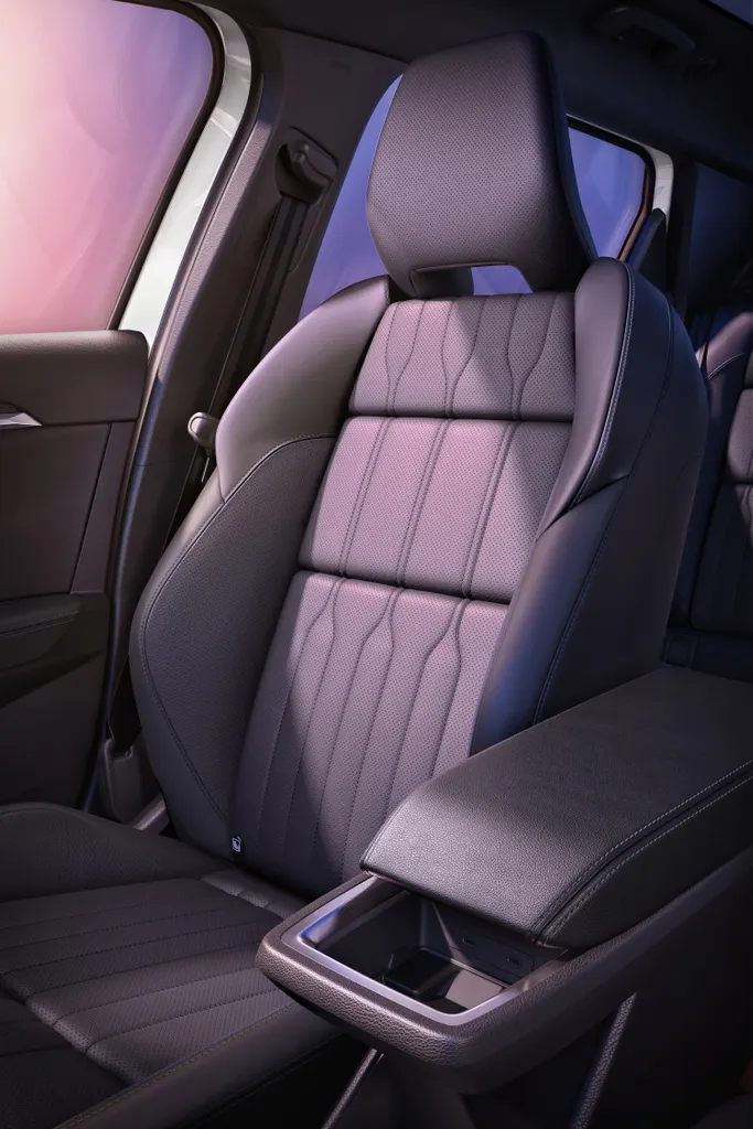 Renault Scenic e-tech electric interieur 2026