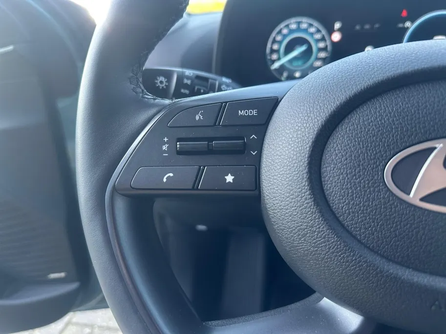 Hyundai i20 1.0 T-GDI Premium | Trekhaak| Lichtmetalen velgen| Automaat| Navigatie | Stoel verwarming| Stuur verwarming| Vol met opties!