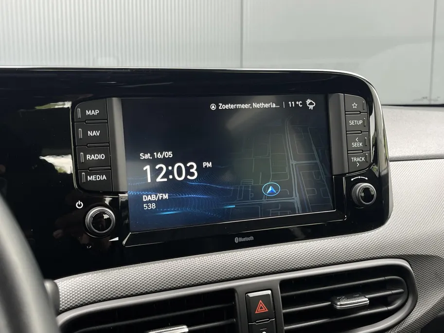 Hyundai i10 1.0 Comfort Smart | Camera | Navi | Cruise | Apple Carplay | Android Auto |