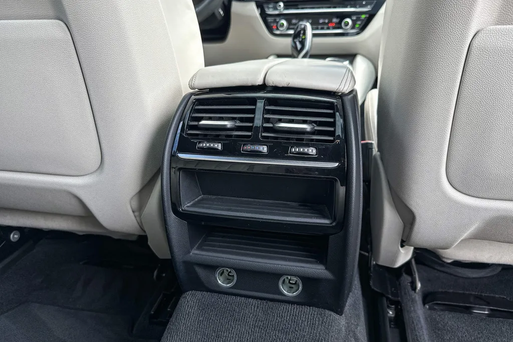 BMW 6 Serie Gran Turismo 630i High Executive Edition