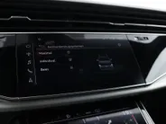 Audi Q7 55 TFSIe 381pk Quattro Pro Line S Panoramadak · Trekhaak · Luchtvering · B&O · Leder Valcona · Elek. Stoelen + Geheugen Bestuurder · 21'' Inch · 360 Camera · SOH 97,2% · · EXTRA INRUILKORTING ·