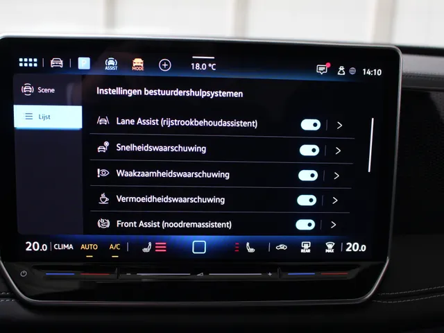Volkswagen Tiguan 1.5 eTSI DSG Goal Edition Navigatie | Trekhaak | Matrix Led | Keyless Entry | Easy Open achterklep