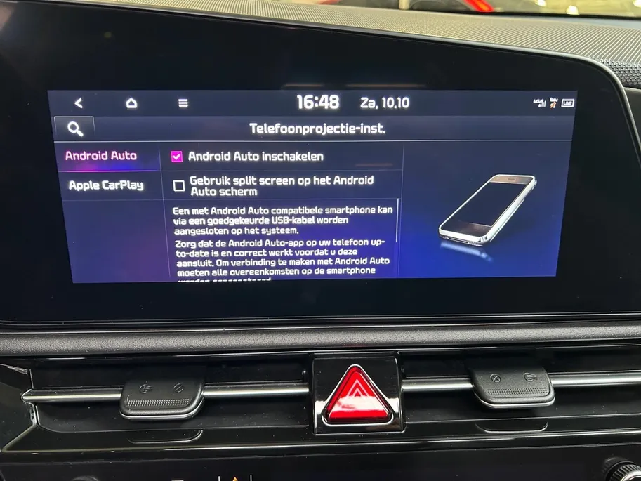Kia Niro 1.6 GDi PHEV DynamicPlusLine | Apple Carplay / Android Auto | Navigatiesysteem | Stoel  + Stuurverwarming | Elektrisch Schuif / Kanteldak | Licht + Regensensor | Parkeersensoren Voor + Achter | ParkeerCamera  Achter | Elektrisch Bedienbare Achterklep | 18