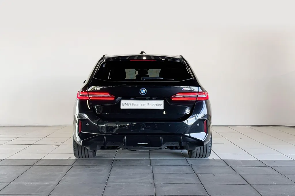 BMW i5 Touring M60 xDrive 84 kWh