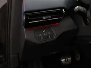 Volkswagen ID.4 GTX 299pk 4Motion 77 kWh · SOH 92,3% · Panoramadak · Apple/Android Car Play · Stuurwiel Verwarming · Navigatie · P-Sensoren · 20'' Inch ·