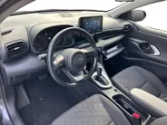 Toyota Yaris 1.5 Hybrid 115 Active | Super complete en leuke uitvoering! NU INCL. Premiumpakket gratis o.a. incl 12 maanden garantie! RIJKLAARPRIJS!!