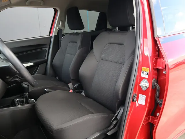 Suzuki Swift 1.0 BoosterJet Select Carplay | Camera