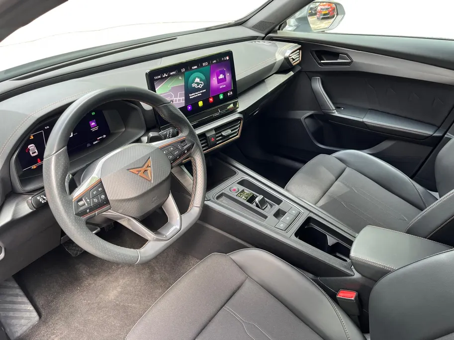 CUPRA Formentor 1.4 e-Hybrid Business | 18' LM | Climate Control | Adaptive Cruise Control | Draadloze telefoonlader | Navigatie