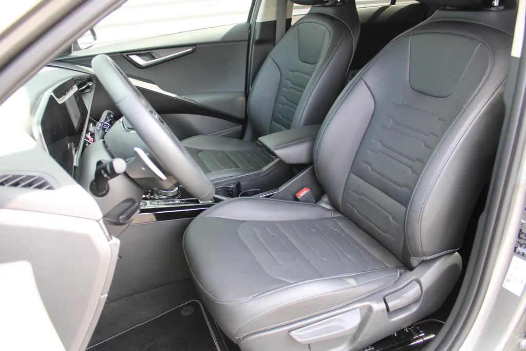 Kia Niro EV DynamicPlusLine 64.8 kWh | Airco | Navi | Camera | Cruise | 17' LM | PDC |