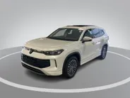 Volkswagen Tayron 1.5 eTSI 204pk DSG Life · Camera · Panoramadak · Apple/Android Car Play · Wegklapbare Trekhaak · 18'' Inch · Garantie t/m 16-11-2030 of 100.000km