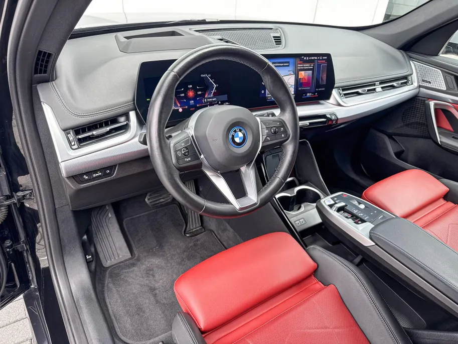 BMW iX1 xDrive30